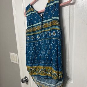 Floral Patterned Sleeveless Top